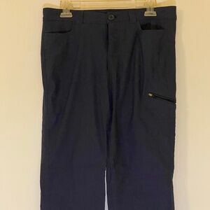 Eddie Bauer Rainier Capris Size 8 Medium Indigo